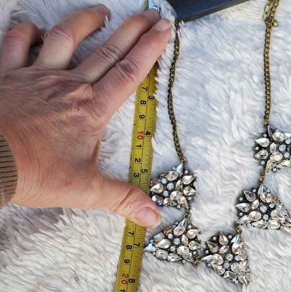 Rhinestone Chevron‎ necklace NWT - Picture 4 of 5